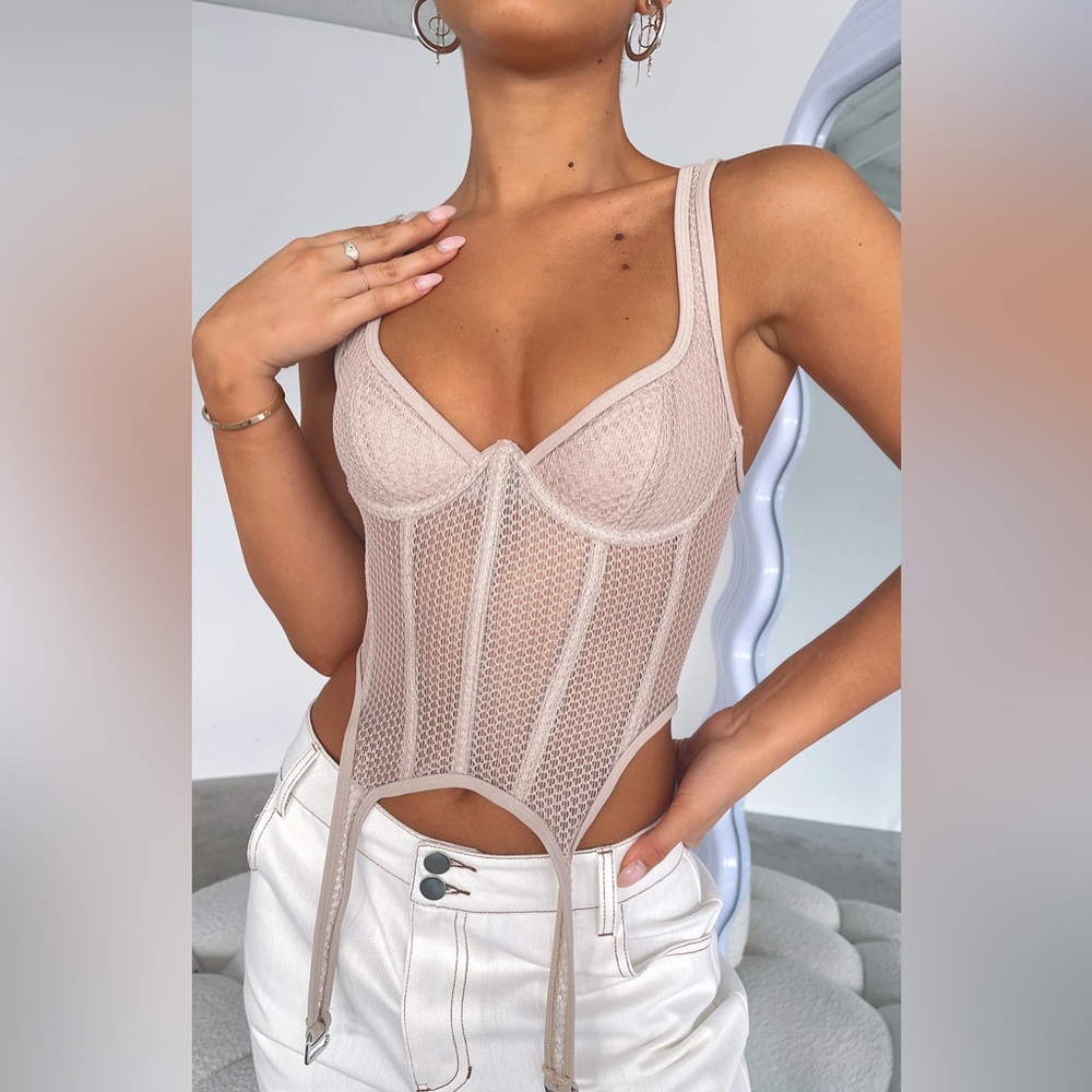 Enlighten Me Bustier Taupe
